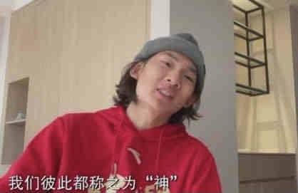 美女张开腿露出尿口来摸